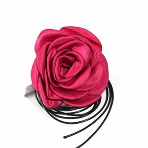Jane Chic Designs Rose Cameo